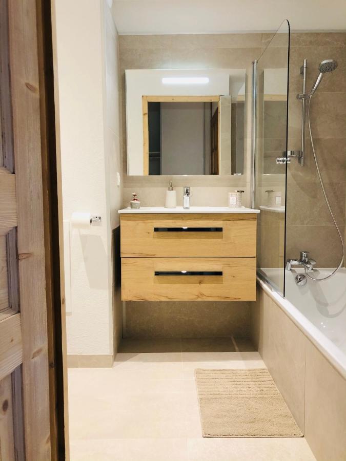 Mont Blanc 43, Vue Mont Blanc , Balcon, Parking Apartment Chamonix Luaran gambar